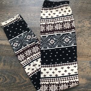 soft patterned leggings